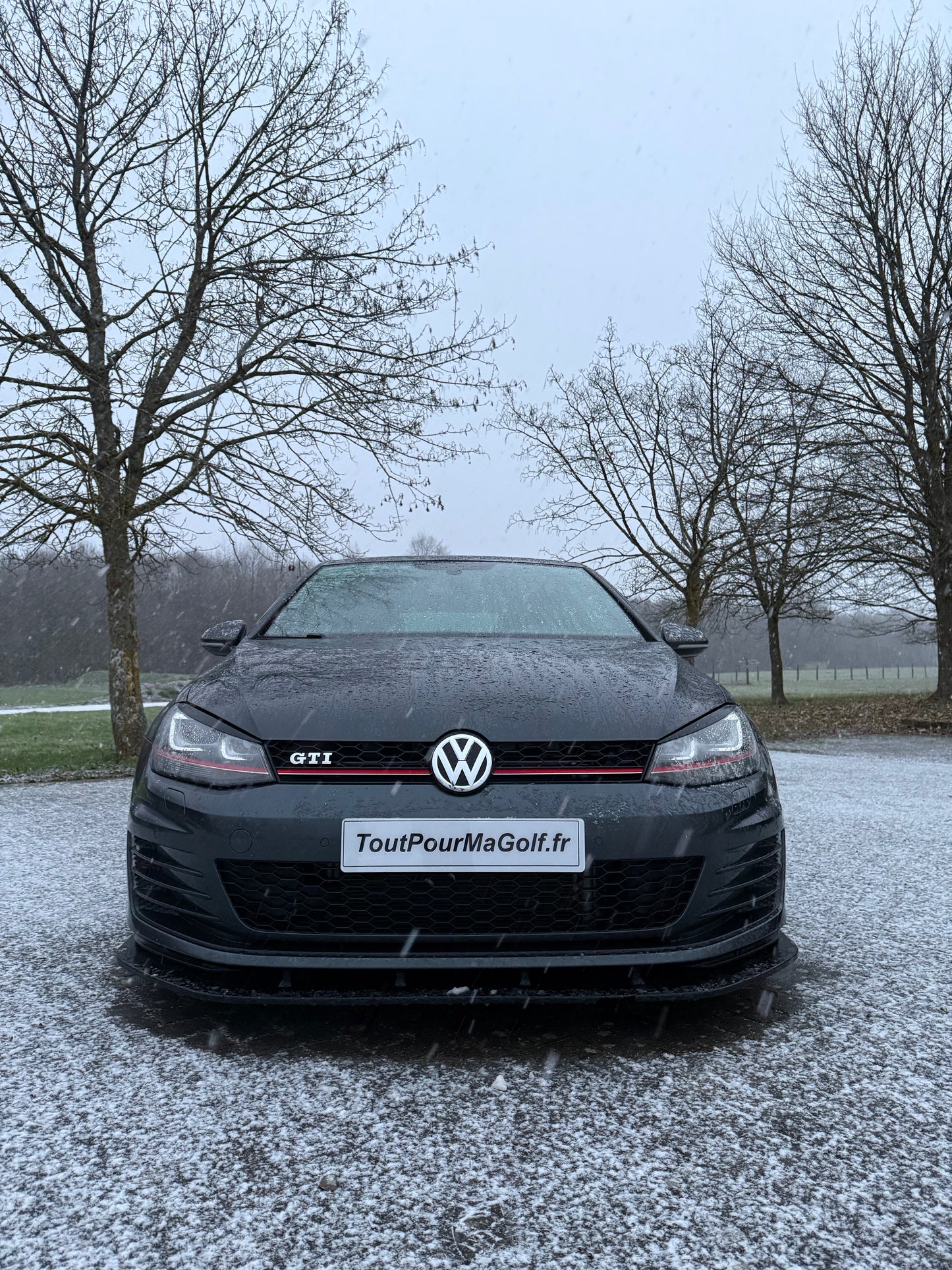 Logo calandre Vw Golf 7